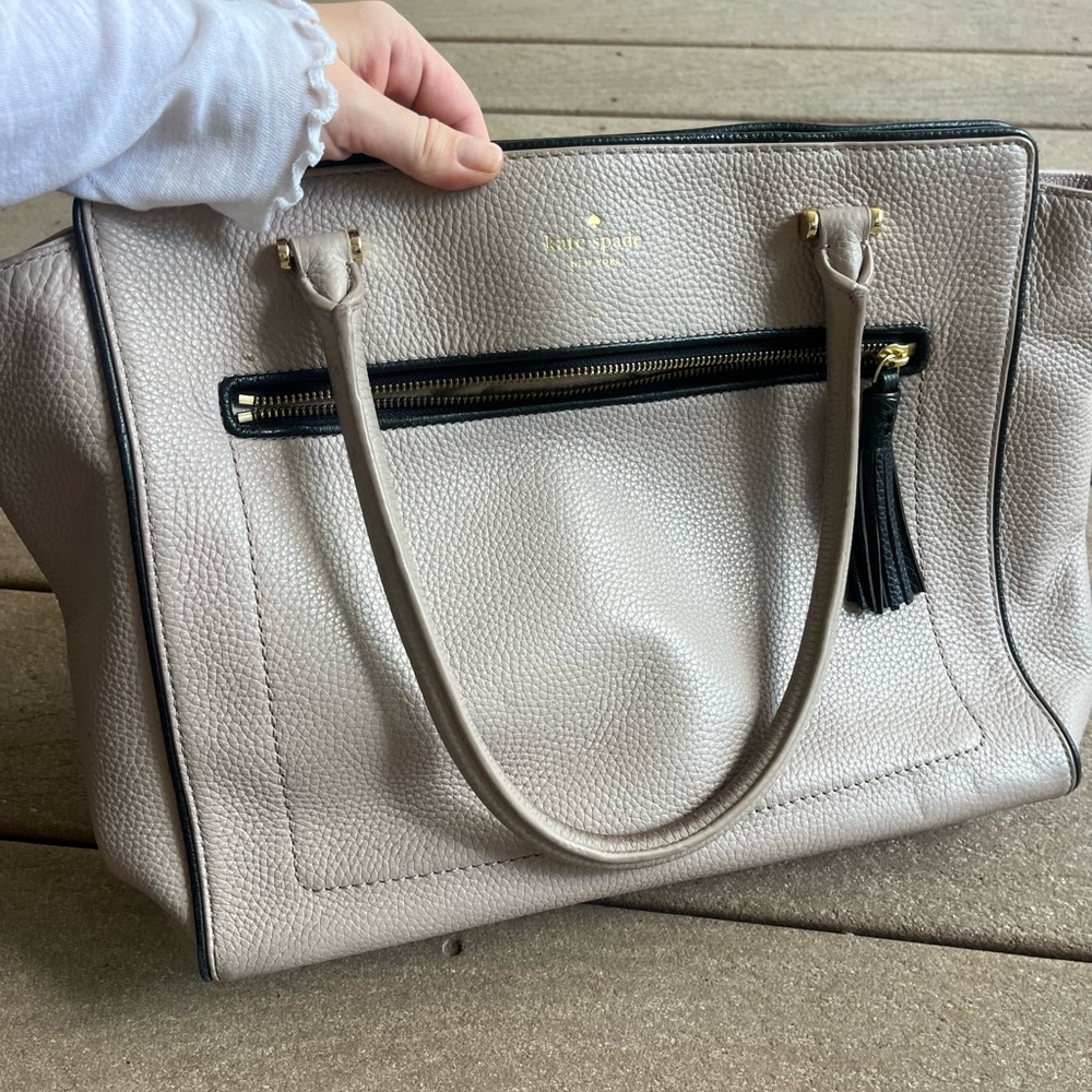 Authentic Kate Spade Light Pink Medium Handbag RN 0102760/ CA 57710 USED